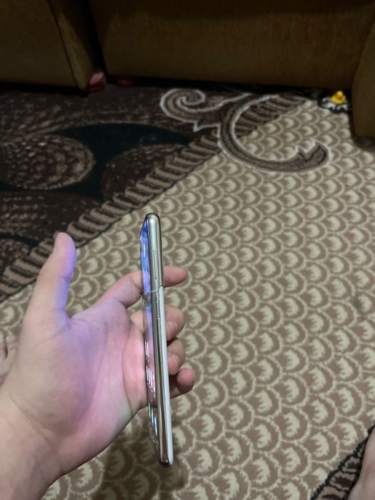 Samsung S21 5G продаю срочно