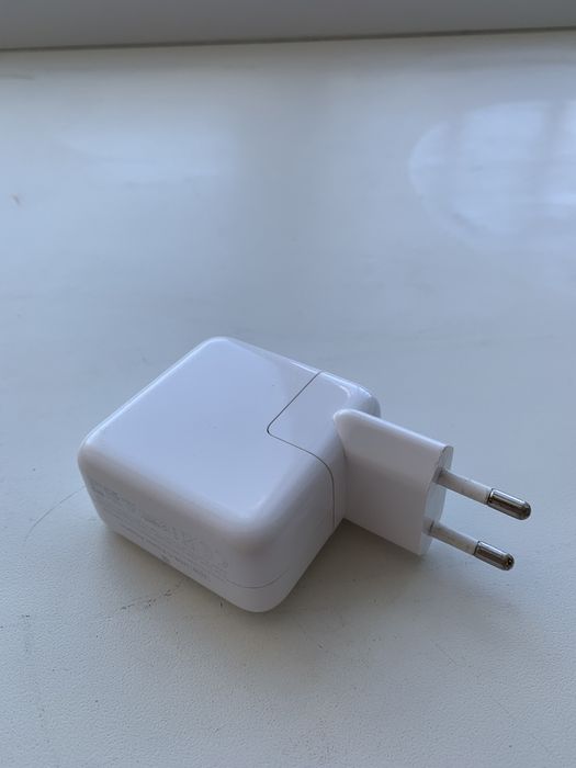 Продам адаптер от мак бука