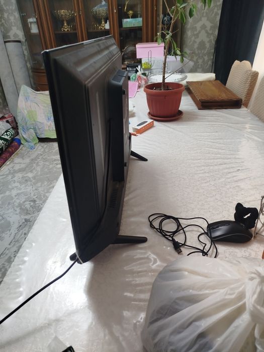 Телевизор смарт 32"