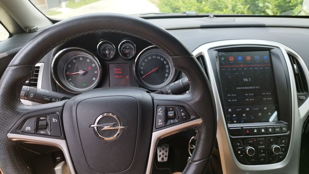 OPEL Astra 2012 — imagine 5