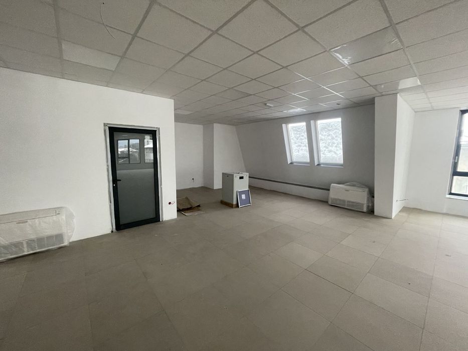 Дава се под наем Офис в София, Център - 335 кв.м за 4343.67 € - Снимка #6