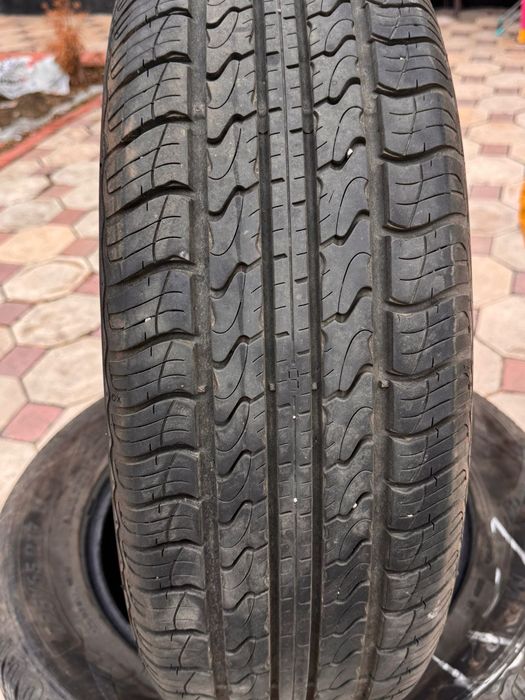 Продам шины 225/65/R17