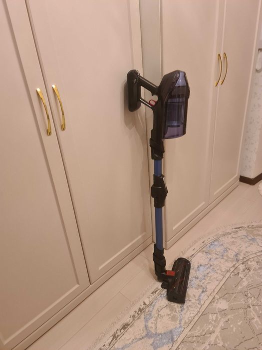 Продам вертикальный пылесос Tefal  X Force,  два в одном