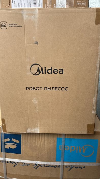 Робот пылесос Midea