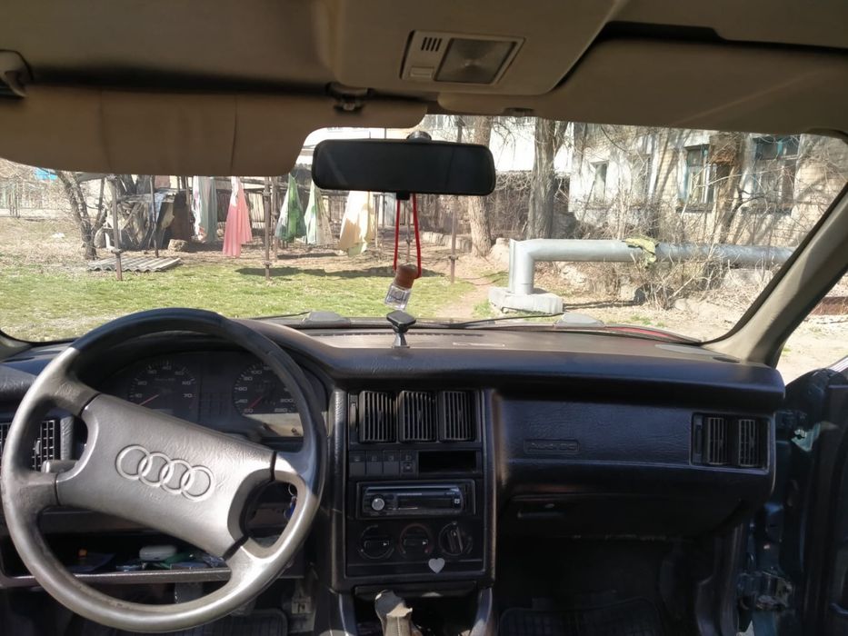 Срочно продам Ауди 80 б3