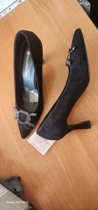 Елегантни дамски обувки на ток Franchesca Moretti