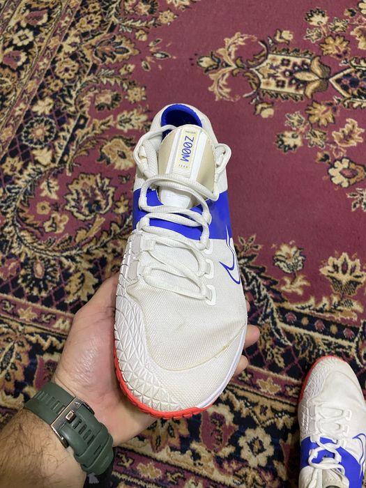 Кросовки для большого тениса )))