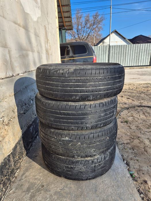 Продам шины колеца 30к комплект