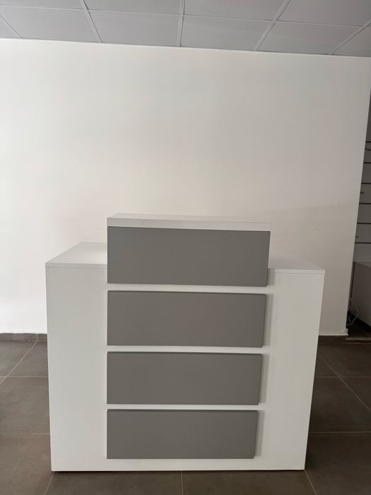 Луксозно оборудване за магазин за бельо / дрехи