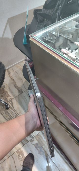 Macbook Pro M2 8/256GB touchBar