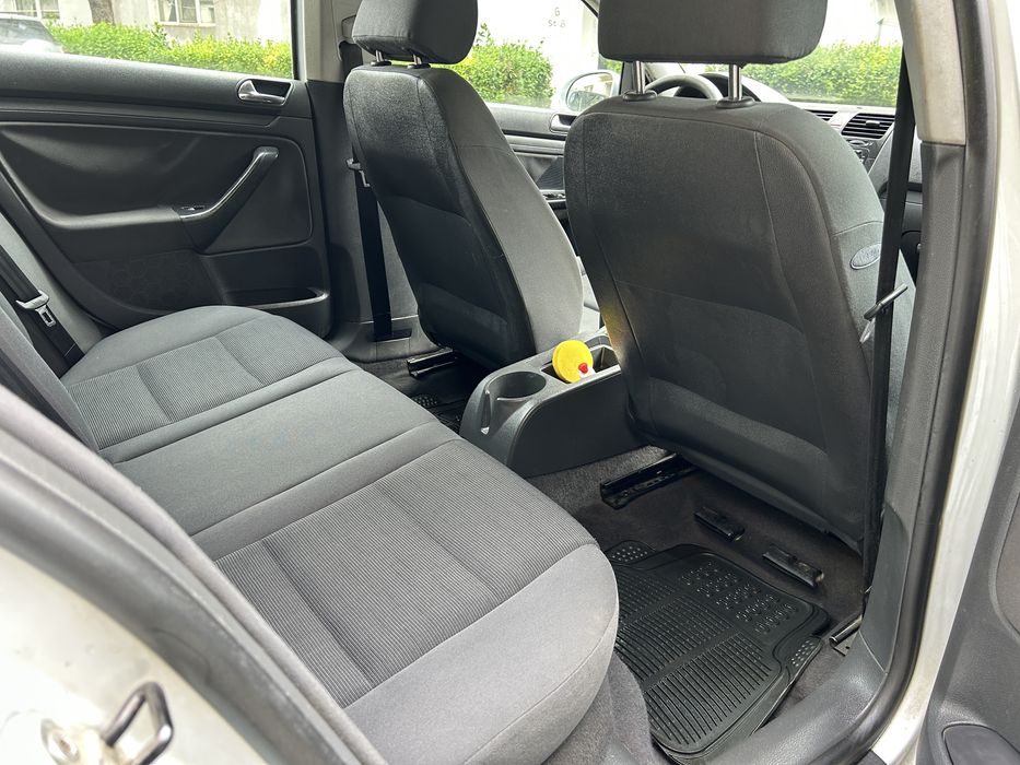 De vanzare golf 5