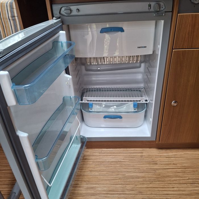 Продавам Карвана .