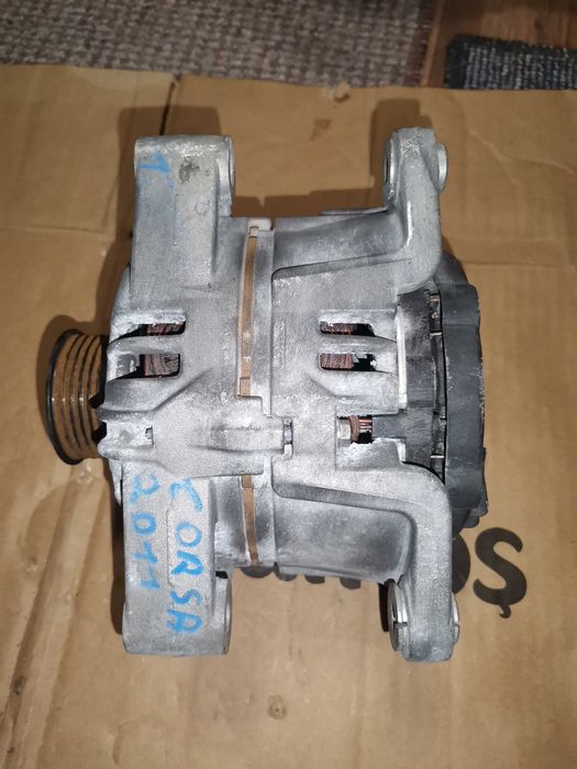 Динамо/Алтернатор за Опел Корса Д/Opel Corsa D 2012 A 12 XER  1.2