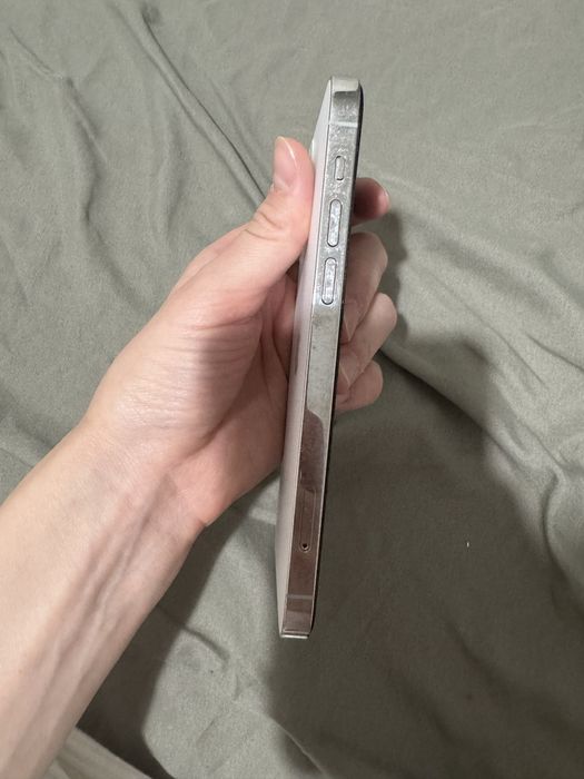 Продаю айфон 12 про 256 гб