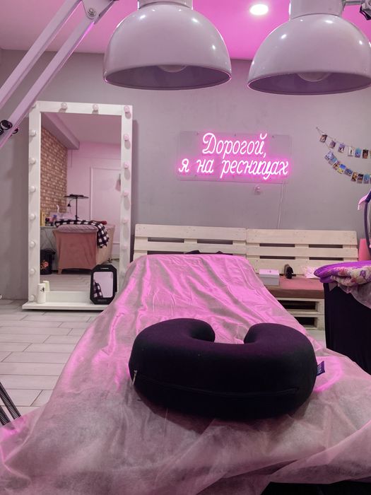 Аренда кушетки около меги