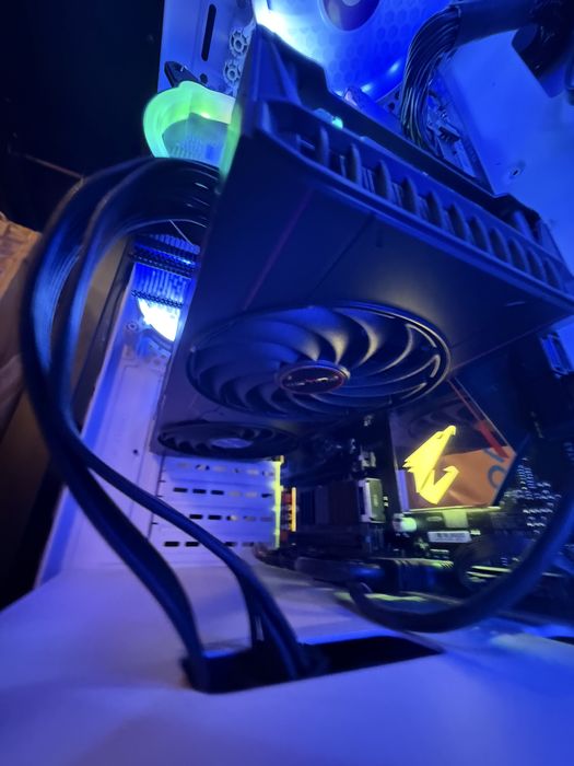 Vand placa video RX 6700 sapphire pulse 10gb