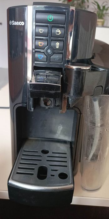 Кафе машина с капсули Saeco