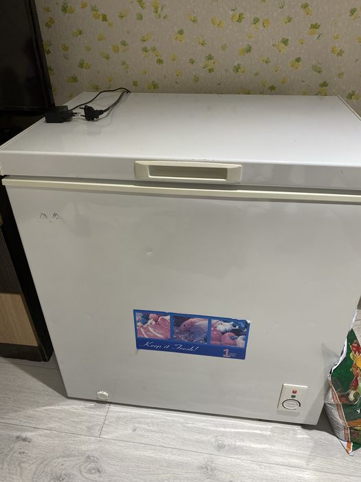 Продам морозильник