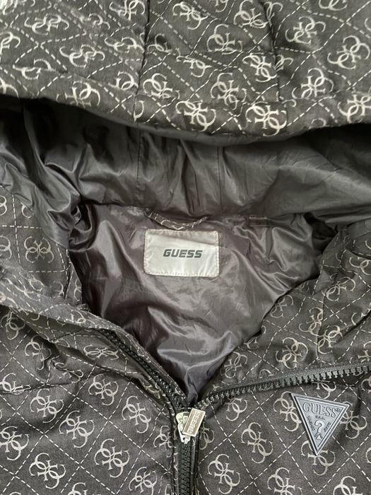 Geaca GUESS neagra