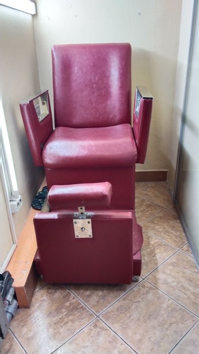Продам педикюрное кресло
