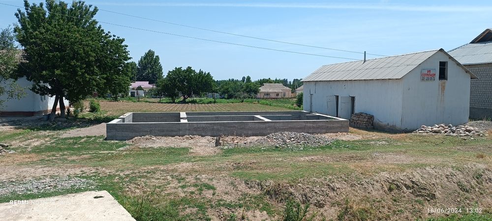 Chіnozda Uy sotiladi