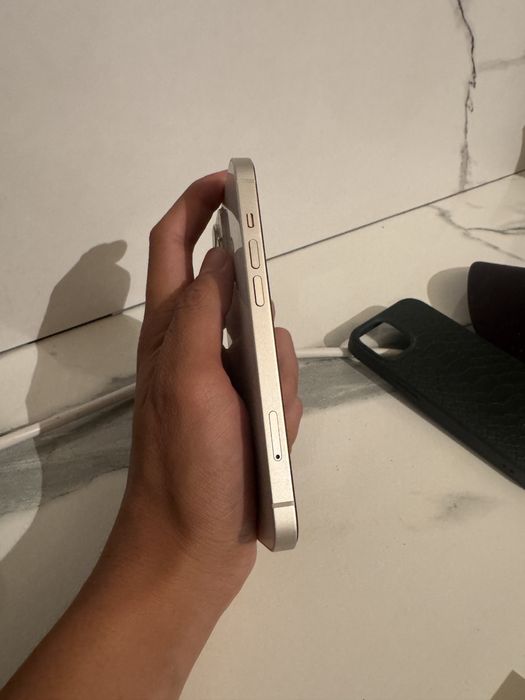 Обмен iPhone 14 256GB Starlight — Только обмен