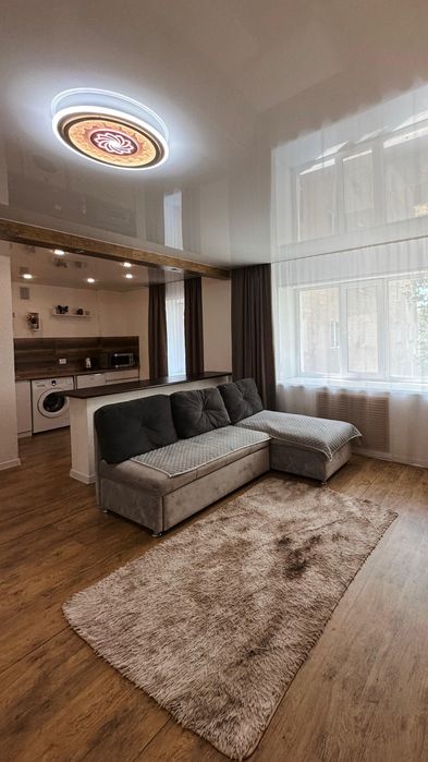 Посуточно  студия для двоих (Манакбай,Барыс ,)