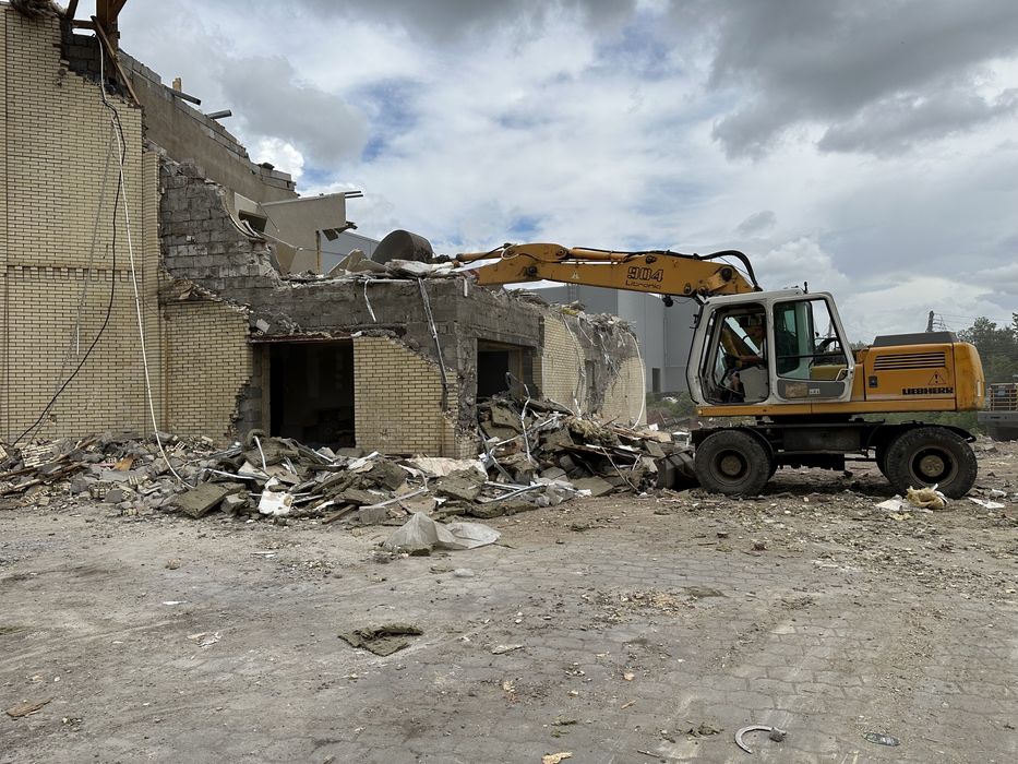 Демонтаж зданий