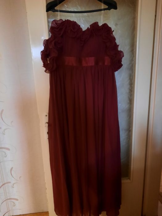 Бална рокля, чисто нова