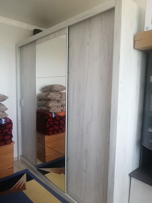 Продается Шкаф купе 220см