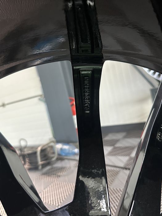 Jante originale Lamborghini Urus – R20