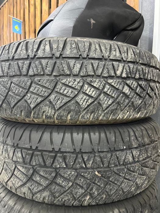 Шины Toyota prado r17