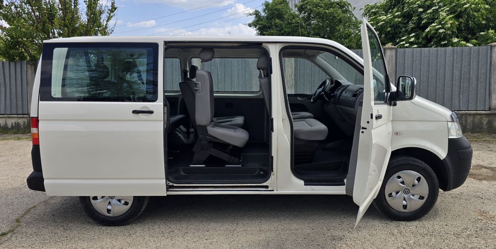 Vw Transporter T5 * 8+1 Locuri  * Motor 1.9 Tdi * Euro 4