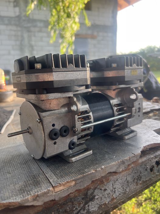 Compresor aer fara ulei