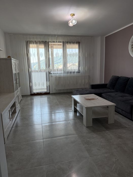Inchiriez Apartament 2 camere