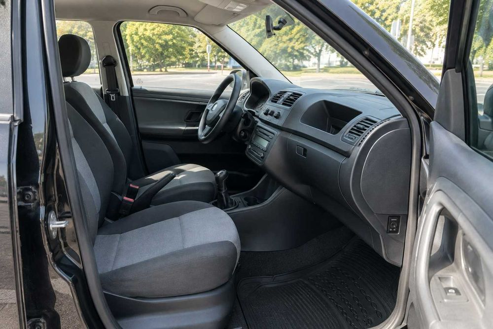 SKODA FABIA  2014 • 180.000KM • impecabila •