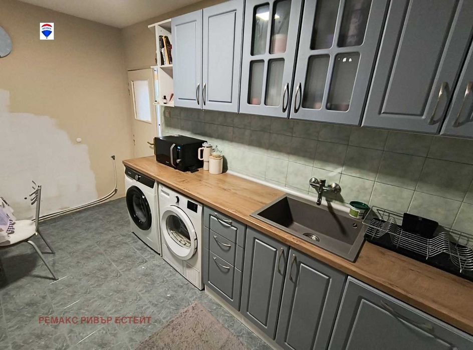 Тристаен апартамент за продажба кв. Хъшове, гр. Русе