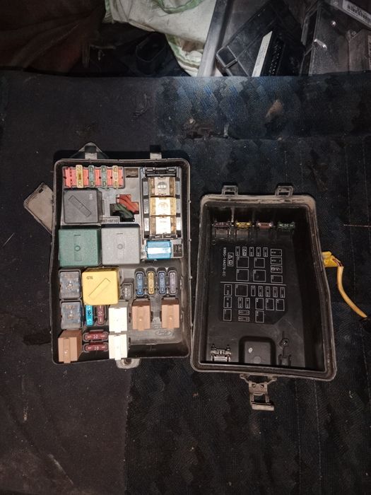 Блок предохранителей форд Мондео