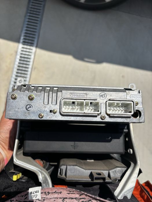 Тойота Ярис 1.3vvti