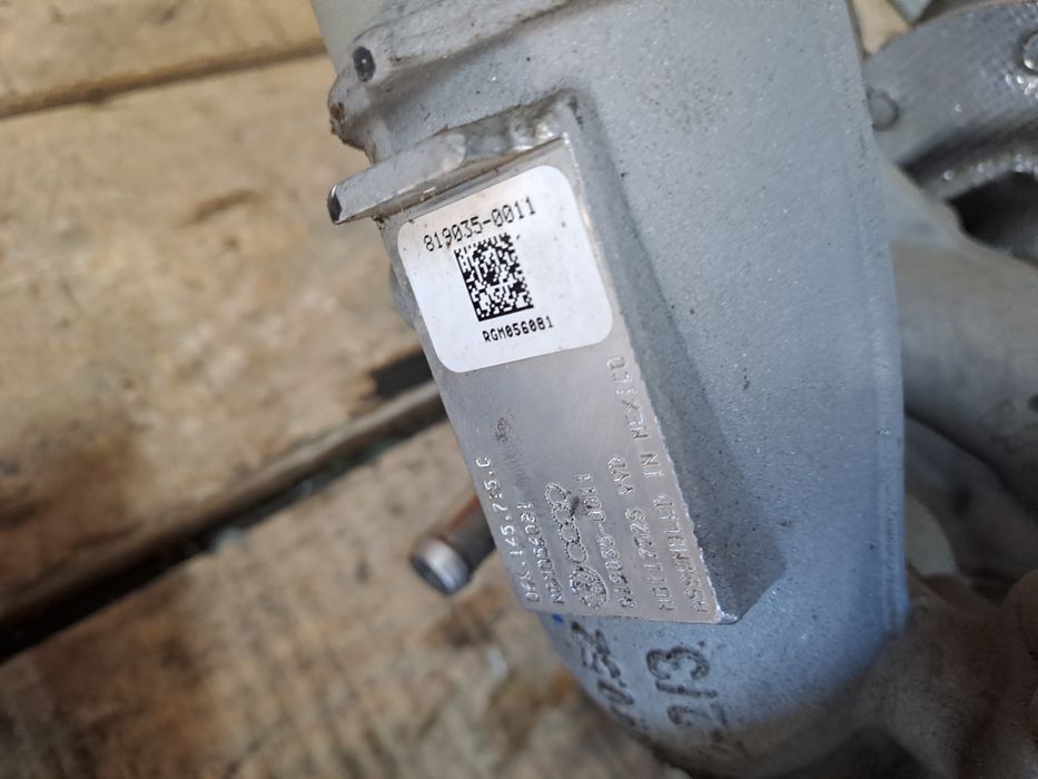 Турбина турбо 06k145715c Ауди Audi Vw a3 golf 7 scirocco q3 2.0tsi