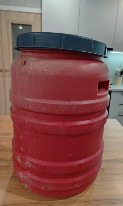 Продам бочку для воды в огород