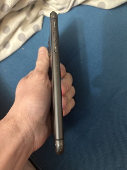 Продам телефон iphone 11 128гб