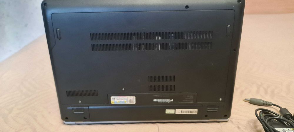 Lenovo ThinkPad E330 i3  8G/RAM 320GB HDD Отличен