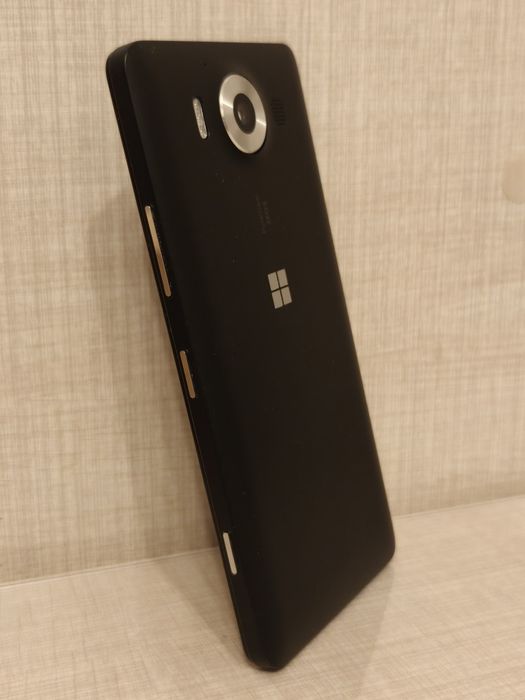 Microsoft Lumia 950 impecabil