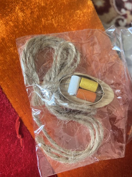 Бижутерия - брошки