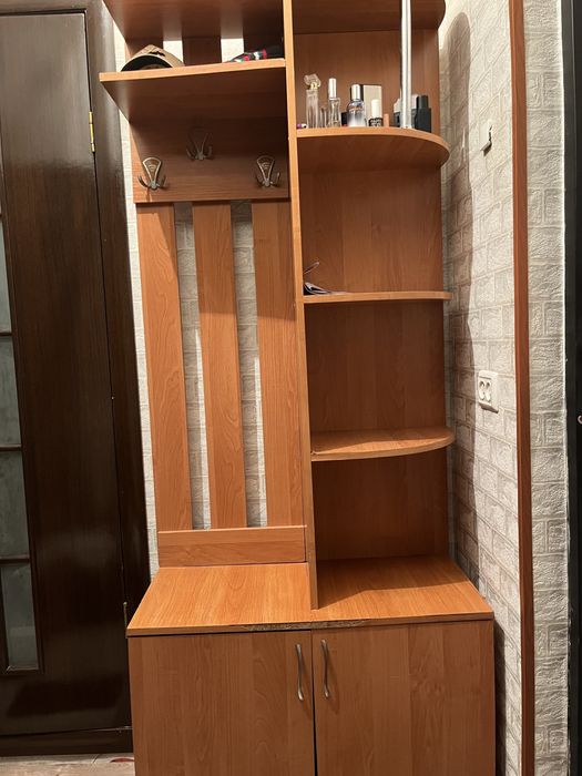 прихожая коричневая