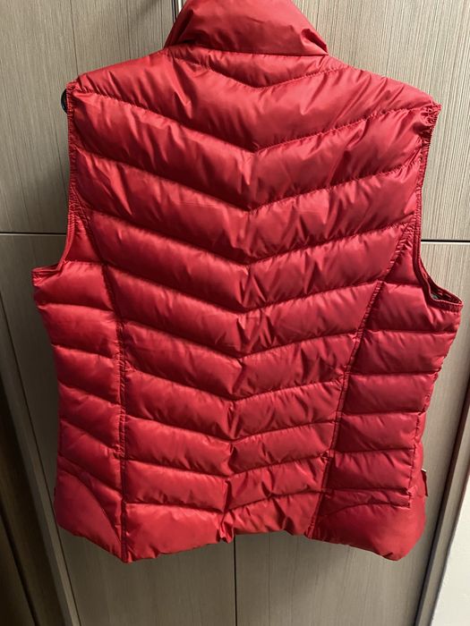 Дамски      елек