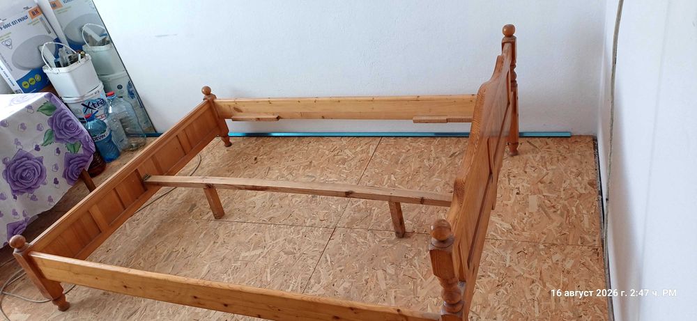 Спалня естествено дърво 140/190