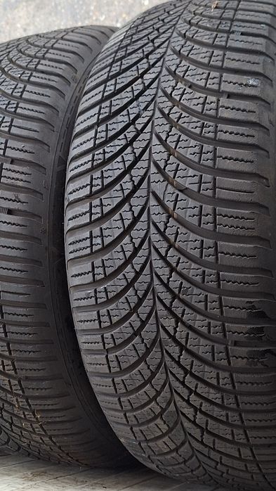 Anvelope iarna 225 45 18