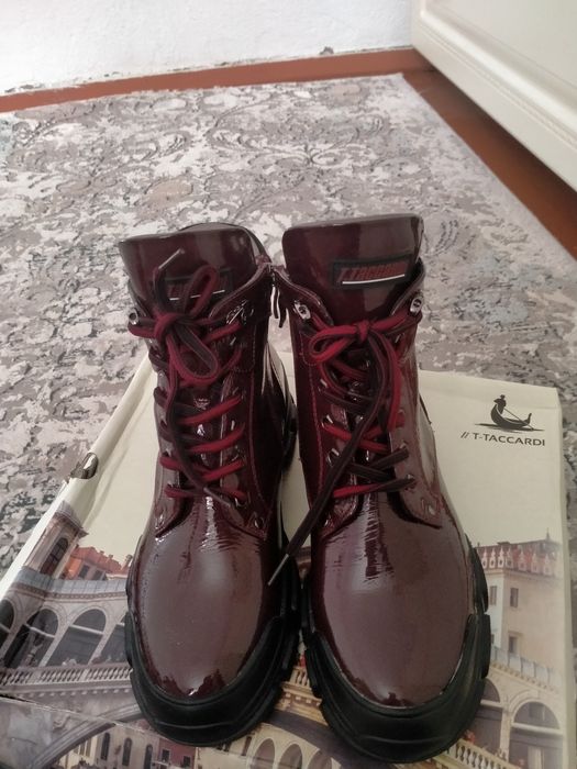 Осенный етік сатылады.Тараз қаласы